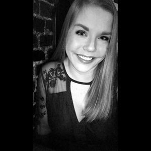 Meet your Posher, Jenna